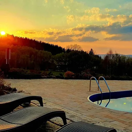 Horská chata Karkonosze 8 Os Jacuzzi Sauna Basen Podgrzewany Piaskowy Kon Mniszkow (Jelenia Gora)