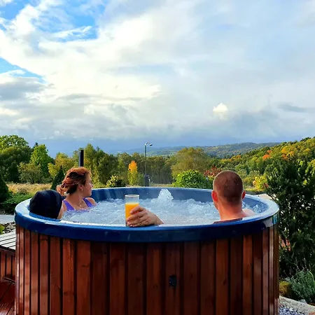 Horská chata Karkonosze 8 Os Jacuzzi Sauna Basen Podgrzewany Piaskowy Kon